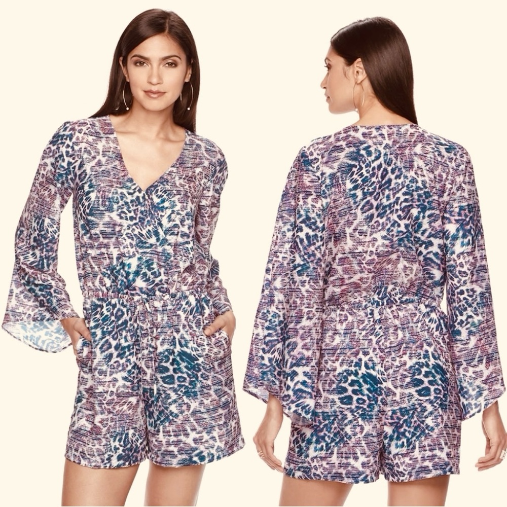 Jennifer Lopez Romper Bell Sleeves V-Neck XL Lined Pockets‎